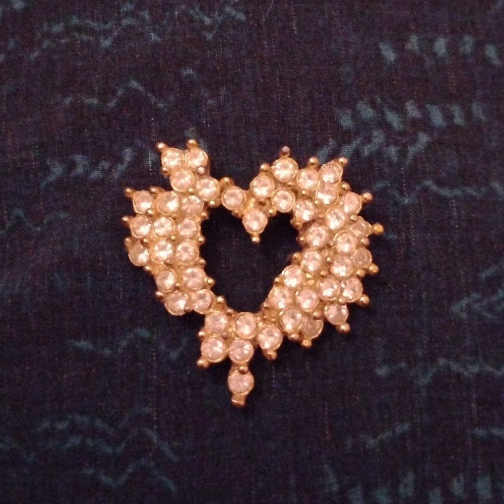 Elegant Gold Heart Clear Crystals Pendant Charm With Two Loops for Hanging